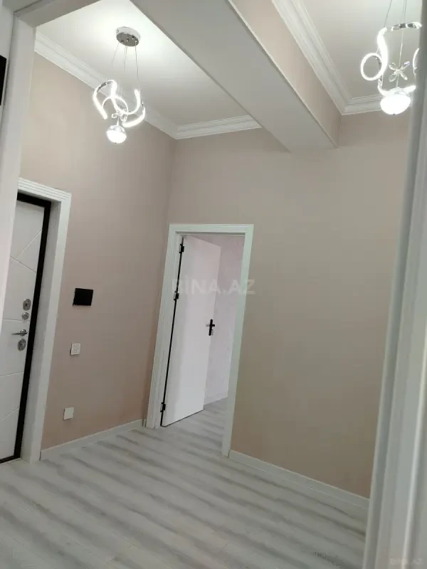 Satılır 2 otaqlı mənzil 63 m²