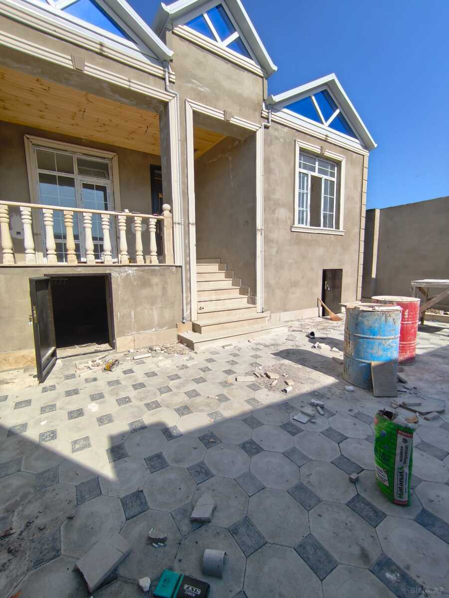 Satılır 4 otaqlı həyət evi 120 m²