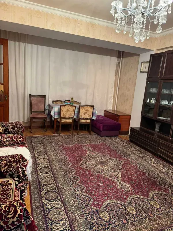 Satılır 2 otaqlı mənzil 40.5 m²