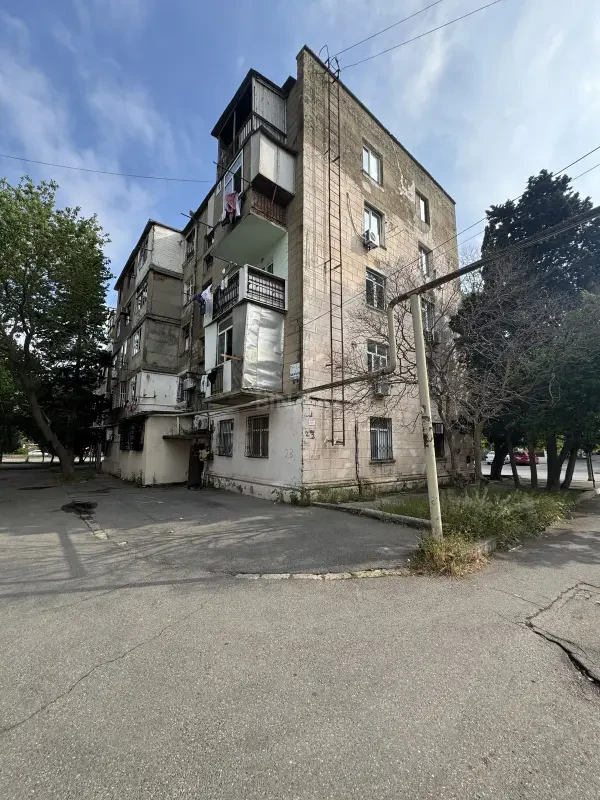 Satılır 3 otaqlı mənzil 73 m²