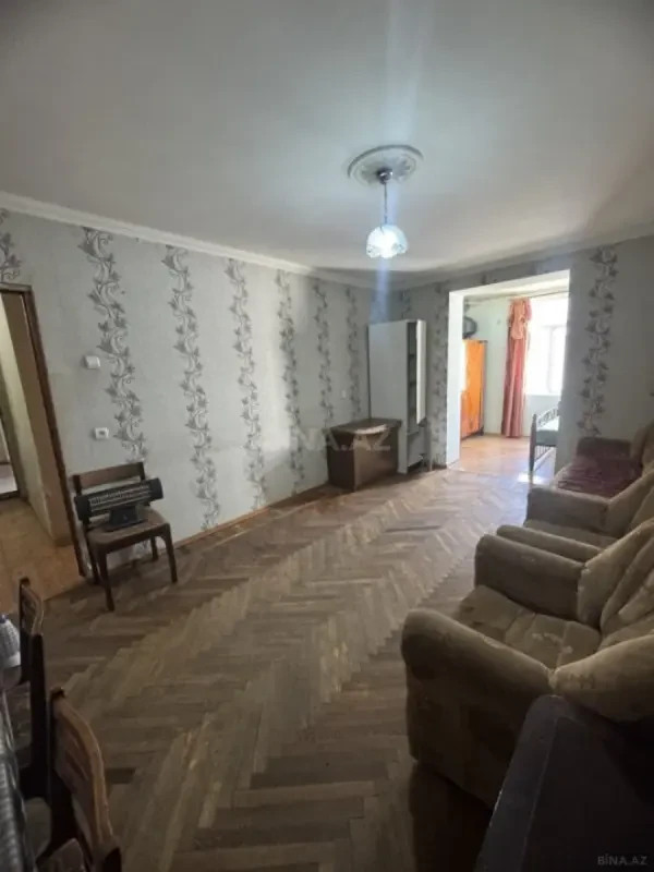Satılır 1 otaqlı mənzil 35 m²