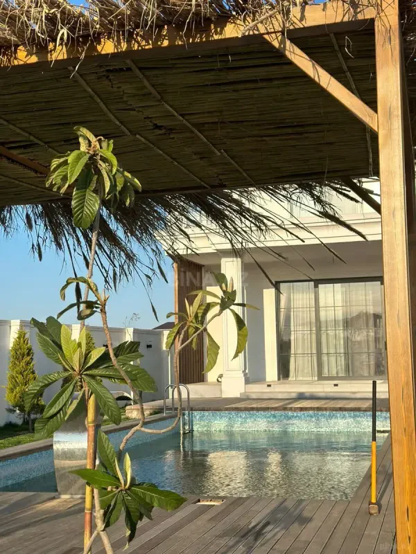 Kirayə verilir 6 otaqlı həyət evi 350 m²