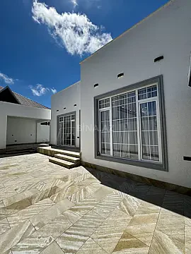 Satılır 4 otaqlı həyət evi 150 m² — Bakı, Şüvəlan 4 otaq 150.00 m²