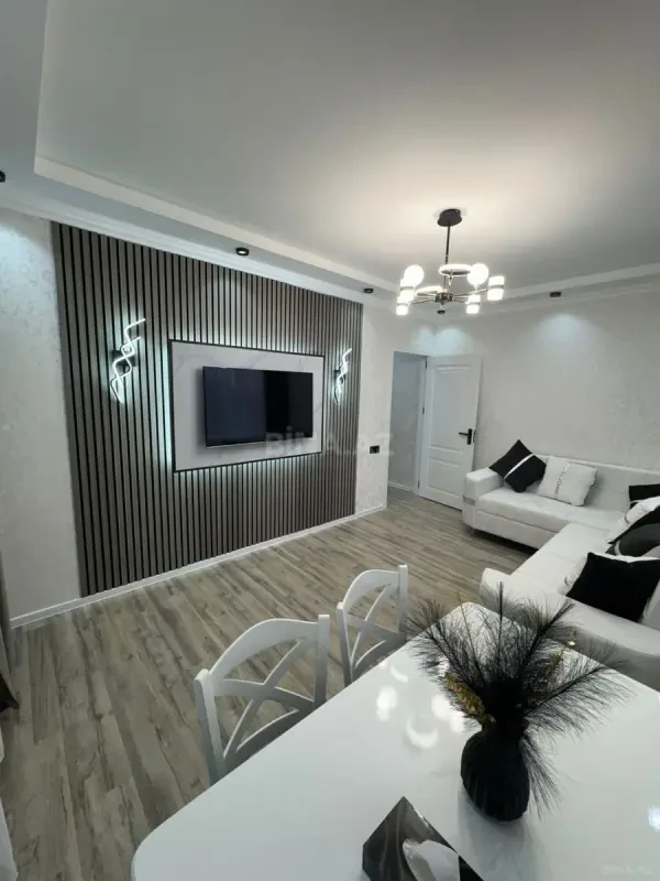 Satılır 2 otaqlı mənzil 48 m²