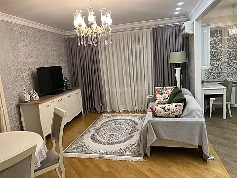 Kirayə verilir 3 otaqlı mənzil 73 m² — Bakı 3 otaq 73.00 m²