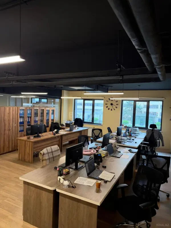 Kirayə verilir 3 otaqlı ofis 90 m²