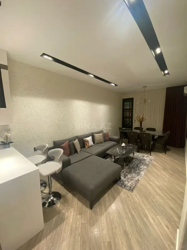 Kirayə verilir 3 otaqlı mənzil 110 m²
