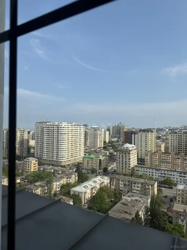 Kirayə verilir 3 otaqlı mənzil 150 m²