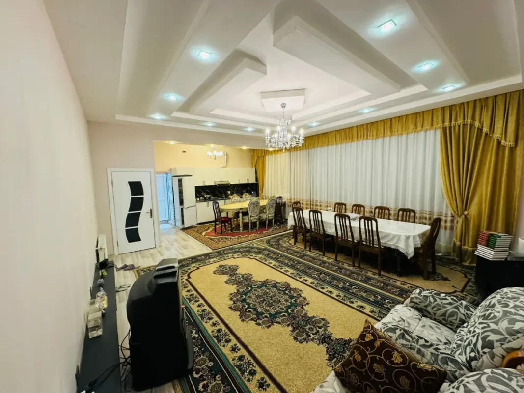 Kirayə verilir 2 otaqlı mənzil 84 m²