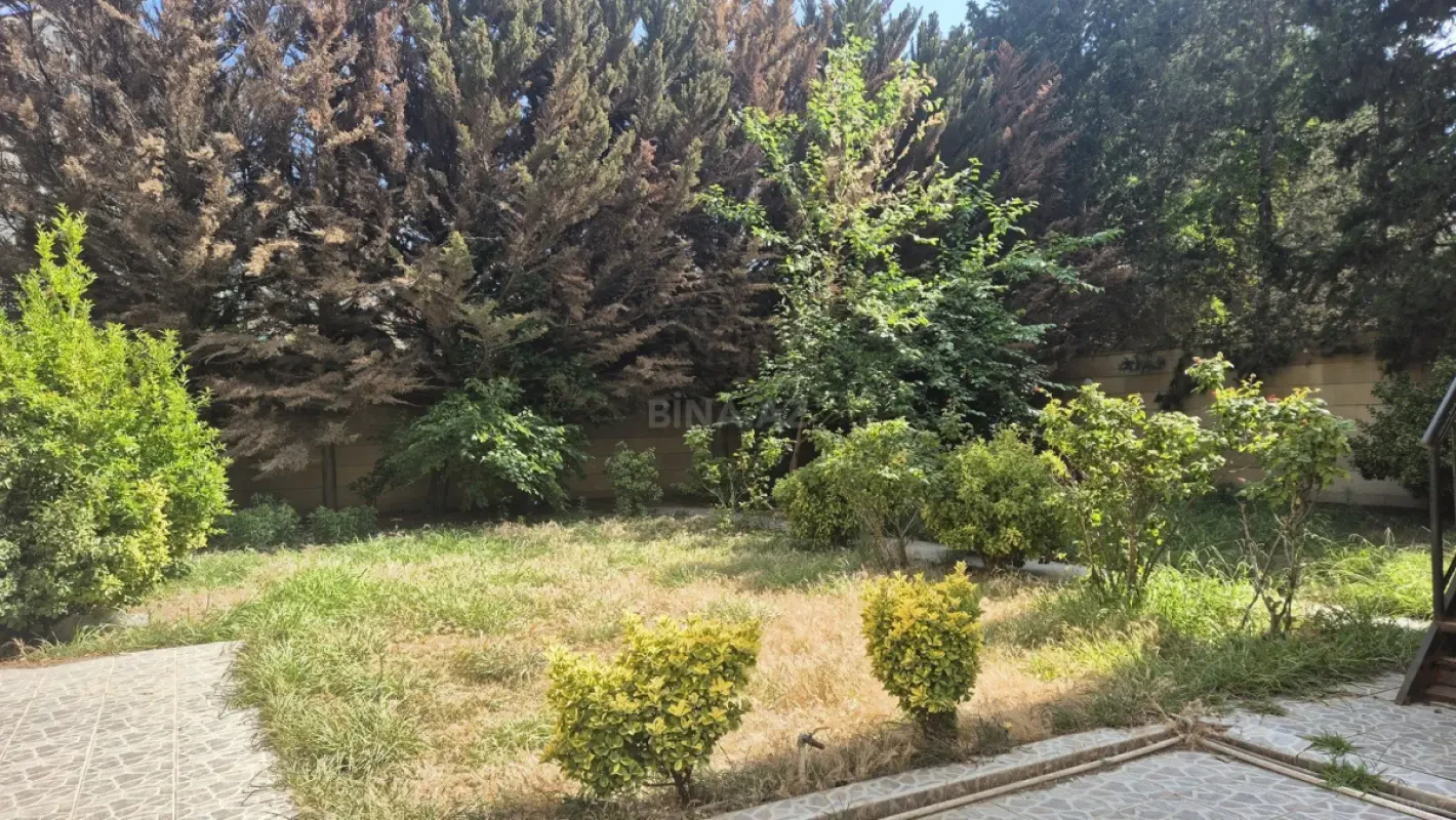 Satılır 4 otaqlı həyət evi 100 m²