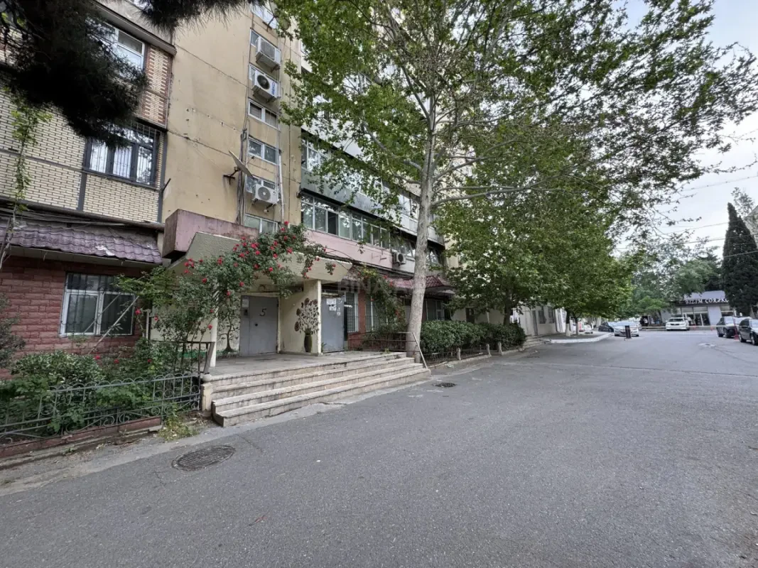 Satılır 3 otaqlı mənzil 80 m²