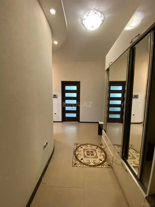 Kirayə verilir 3 otaqlı mənzil 100 m²