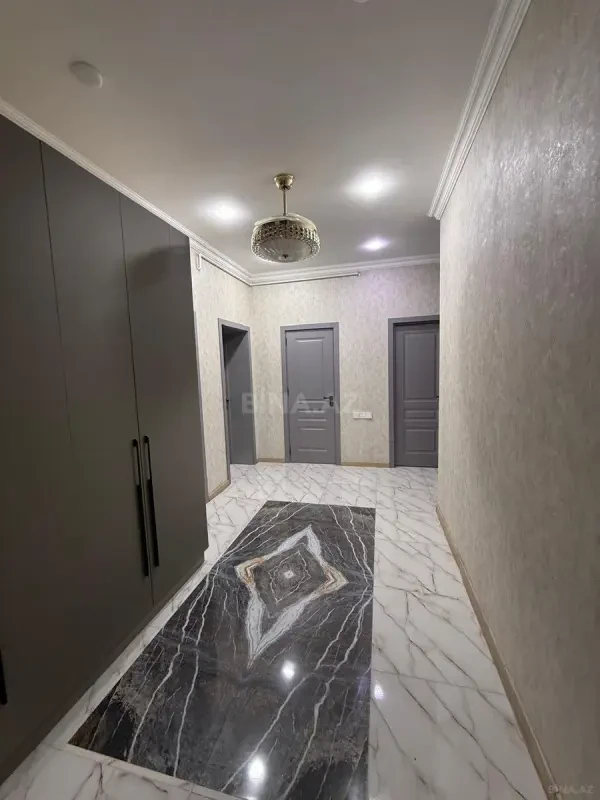Kirayə verilir 3 otaqlı mənzil 106 m²