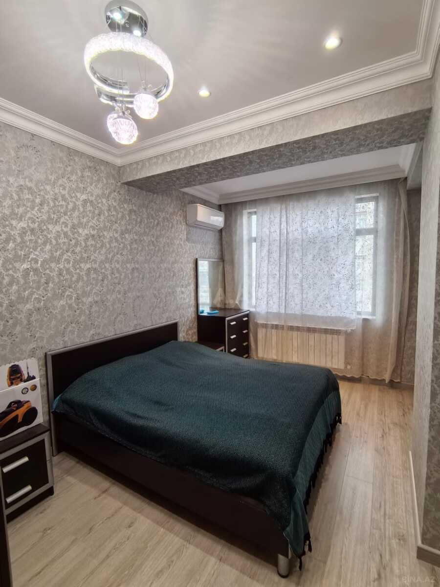 Kirayə verilir 2 otaqlı mənzil 80 m²