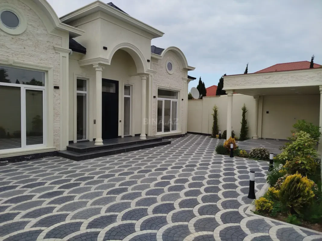 Satılır 4 otaqlı həyət evi 135 m²