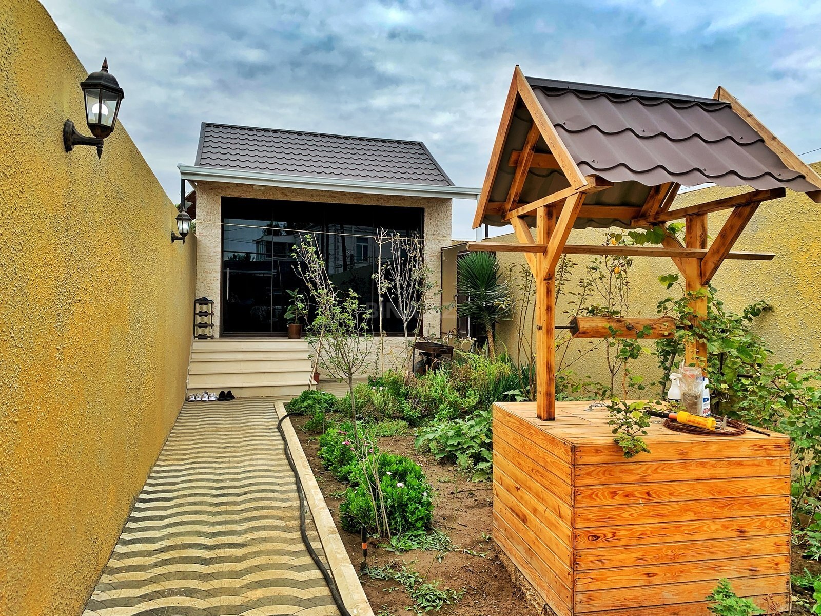 Kirayə verilir 3 otaqlı həyət evi 130 m²