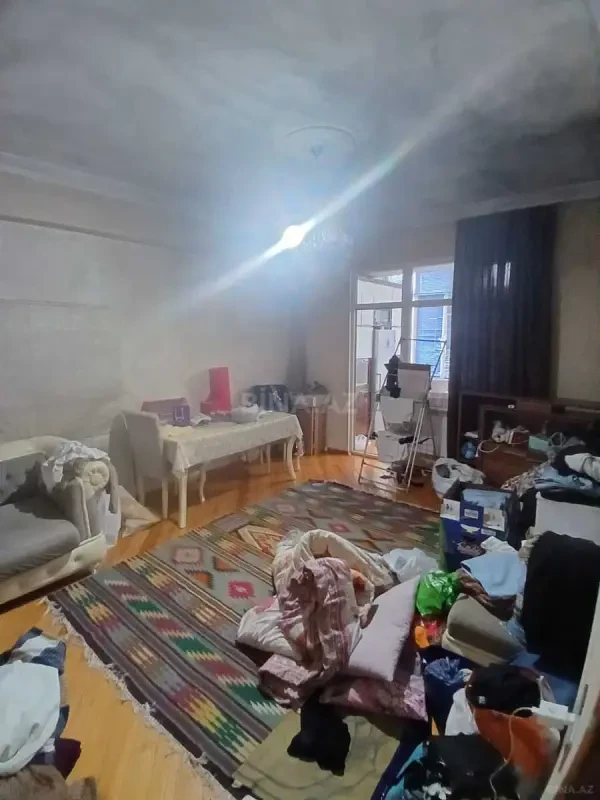 Satılır 2 otaqlı mənzil 56 m²