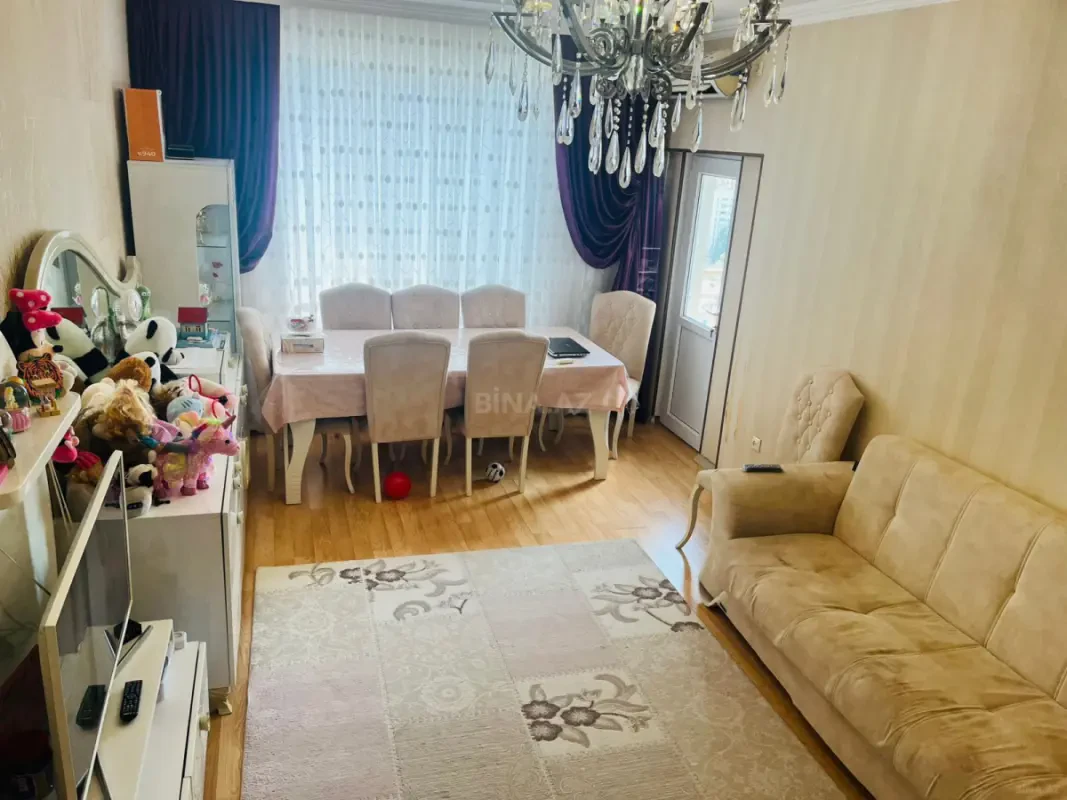Satılır 2 otaqlı mənzil 65 m²