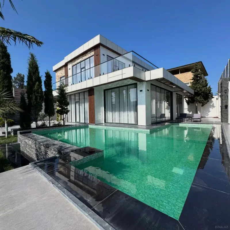 Satılır 5 otaqlı həyət evi 450 m²