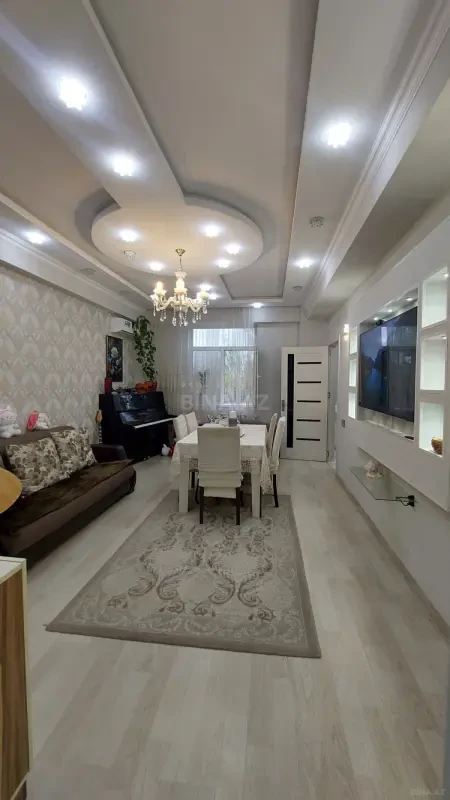 Satılır 2 otaqlı mənzil 52 m²