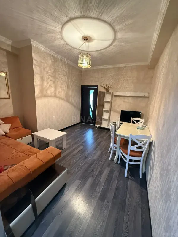 Kirayə verilir 2 otaqlı mənzil 44 m²
