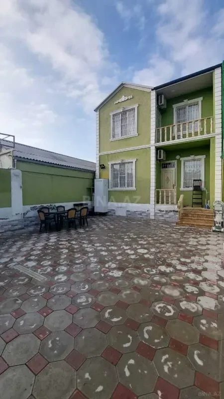 Satılır 4 otaqlı həyət evi 150 m²