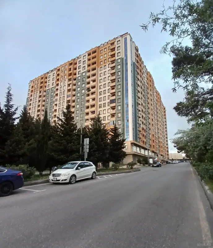 Satılır 2 otaqlı mənzil 89 m²