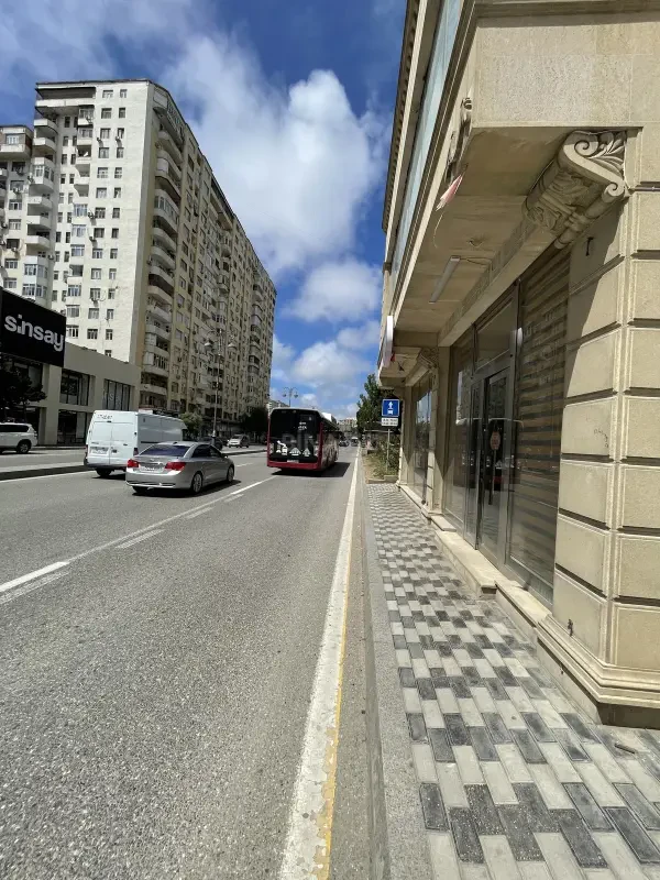 Kirayə verilir obyekt 80 m²