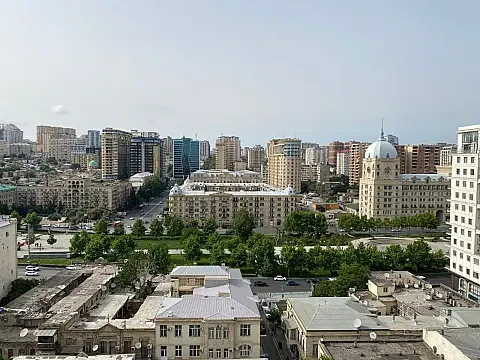 Kirayə verilir 4 otaqlı mənzil 185 m² — Bakı, Sahil qəs. 4 otaq 185.00 m²