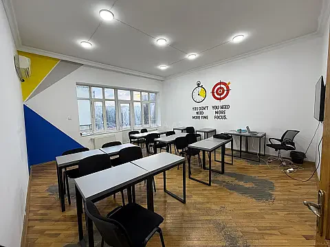 Kirayə verilir 11 otaqlı ofis 350 m² — Bakı 11 otaq 350.00 m²