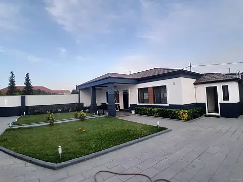 Satılır 7 otaqlı həyət evi 300 m² — Bakı, Mərdəkan 7 otaq 300.00 m²