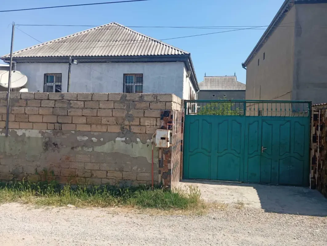 Satılır 5 otaqlı həyət evi 168 m²
