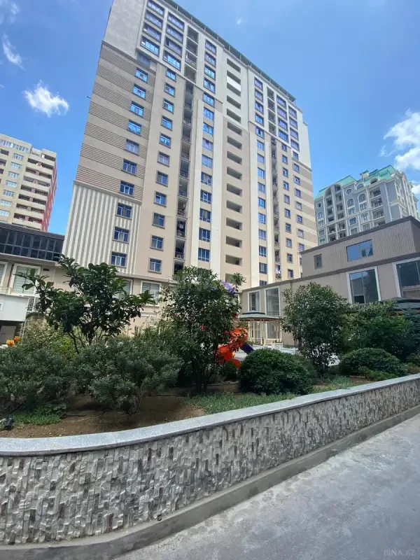 Satılır 2 otaqlı mənzil 78 m²