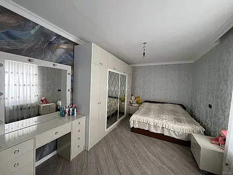Satılır 3 otaqlı mənzil 150 m² — Bakı, Yeni Yasamal 3 otaq 150.00 m²