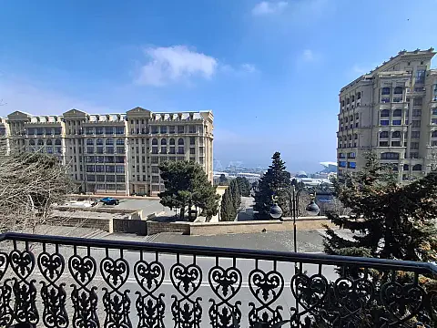 Kirayə verilir 3 otaqlı mənzil 60 m² — Bakı, Səbail 3 otaq 60.00 m²