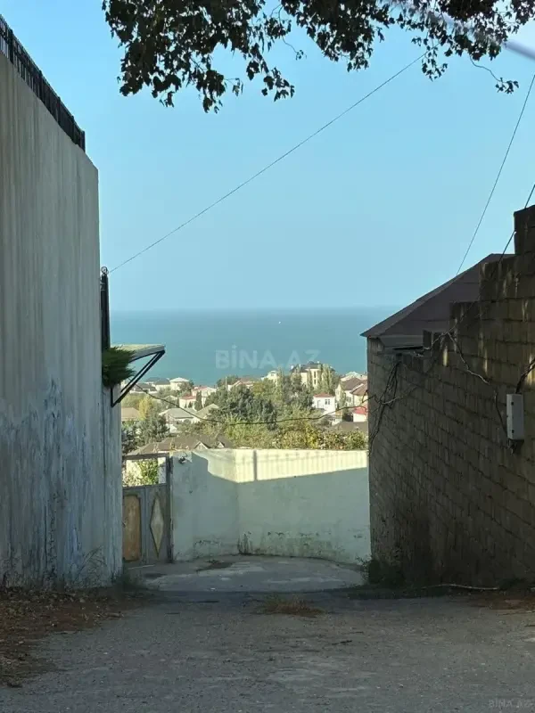 Satılır 6 otaqlı həyət evi 200 m²