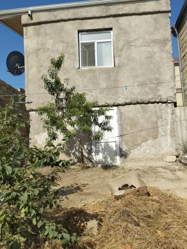 Satılır 2 otaqlı həyət evi 35 m²