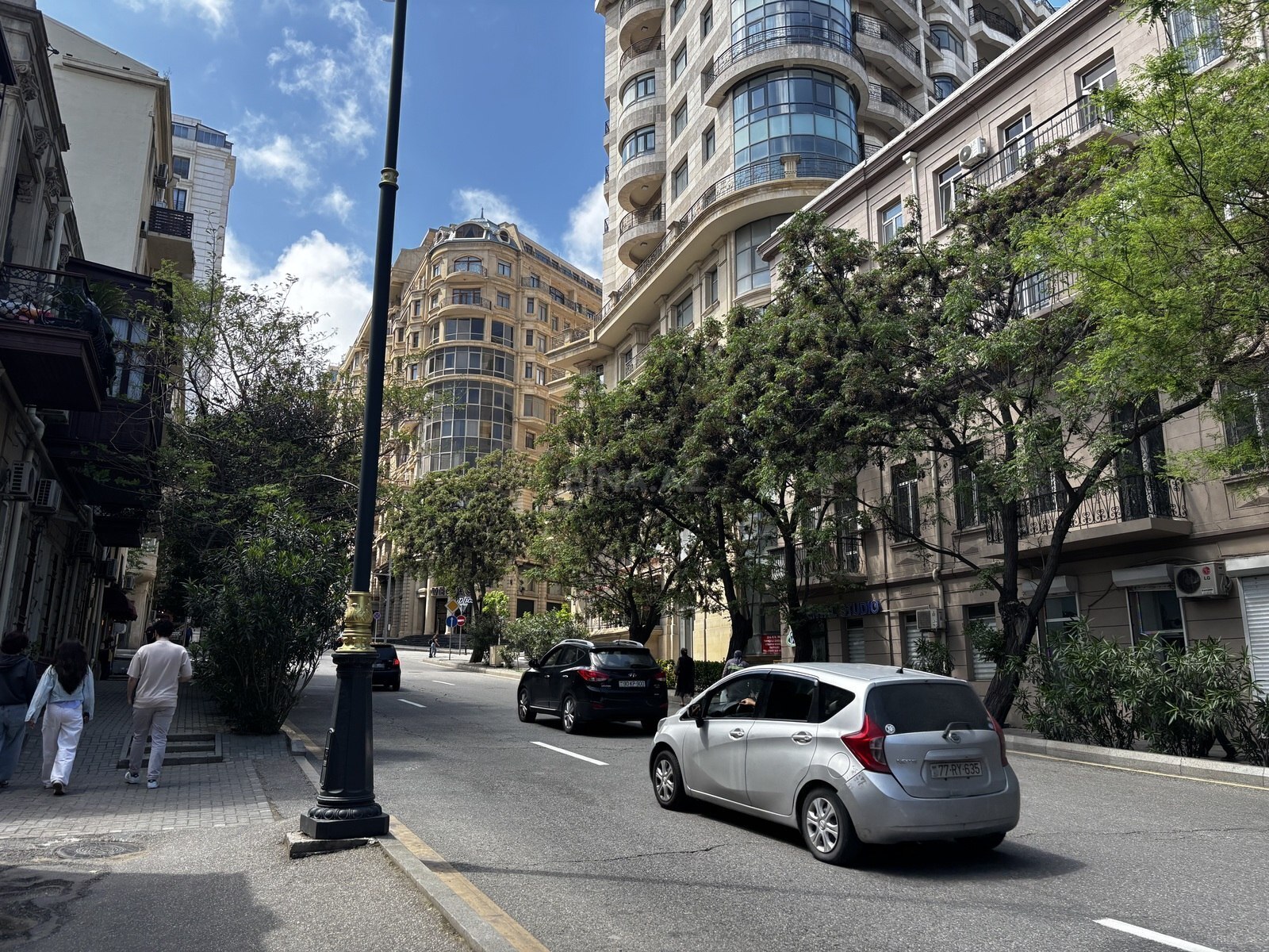 Kirayə verilir 3 otaqlı ofis 110 m²