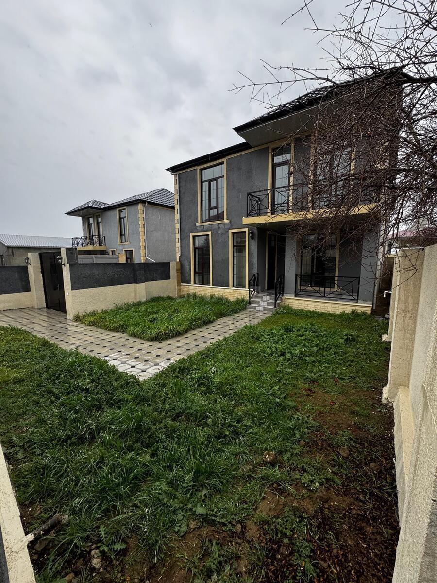 Satılır 4 otaqlı həyət evi 155 m²