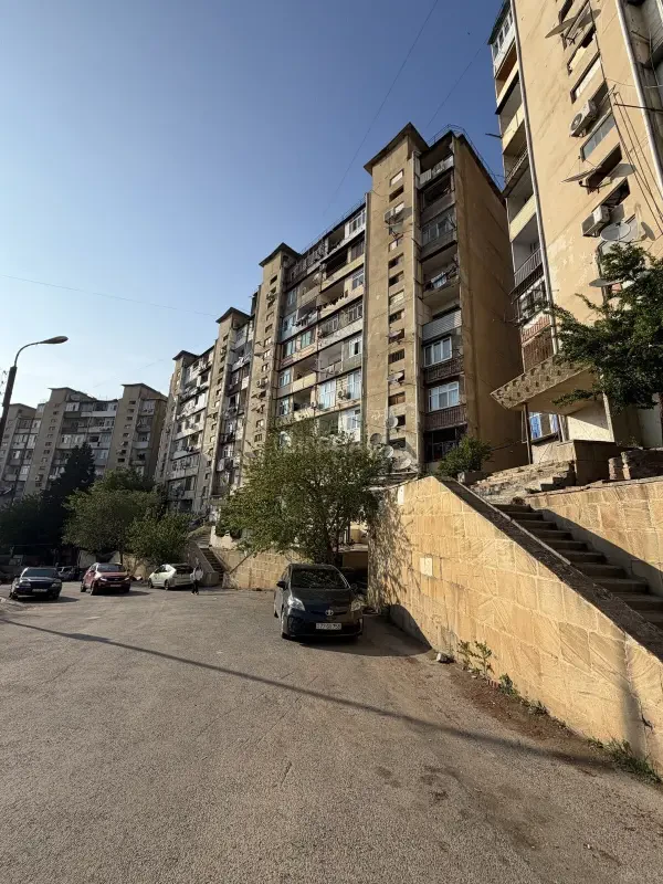 Satılır 3 otaqlı mənzil 75 m²
