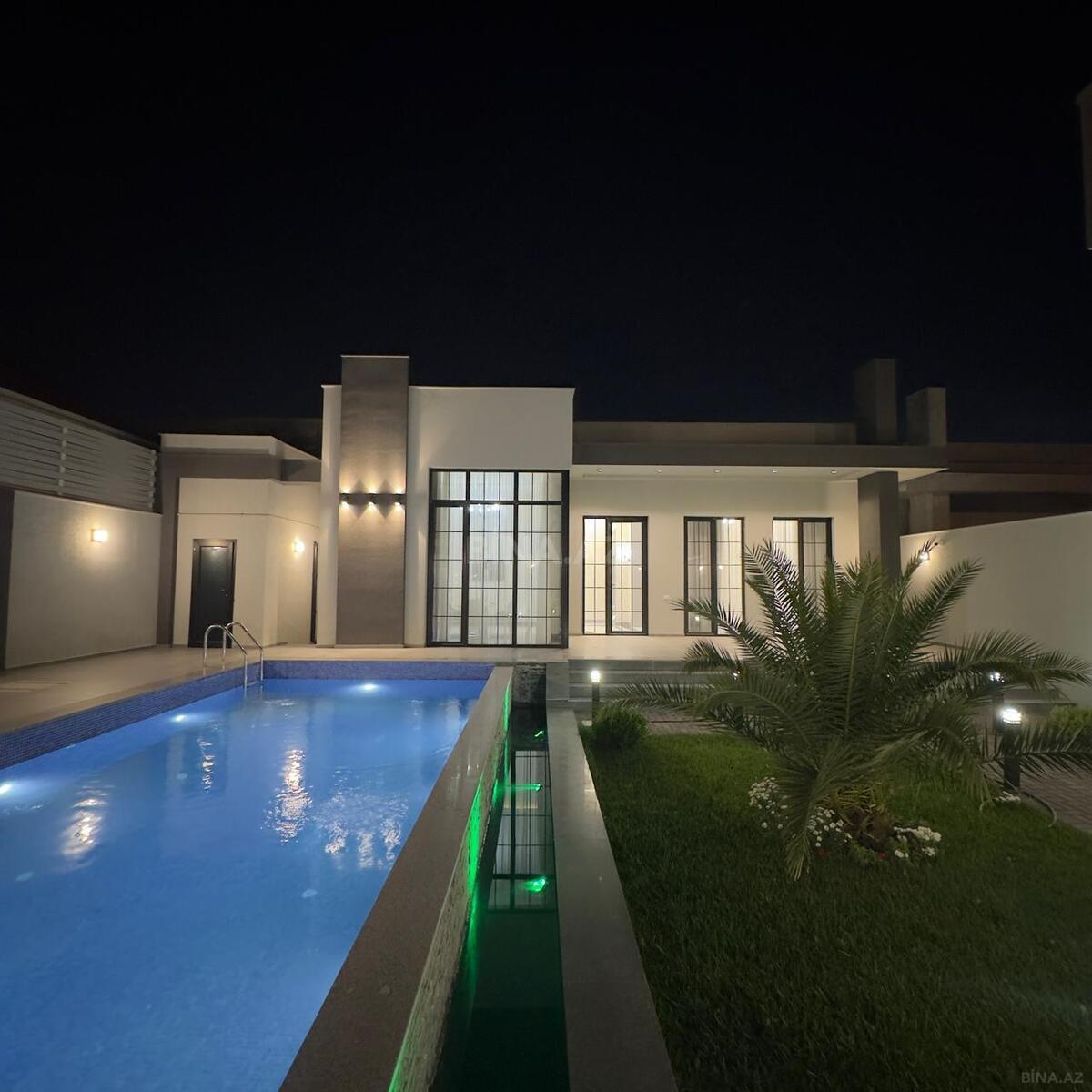 Satılır 4 otaqlı həyət evi 200 m²