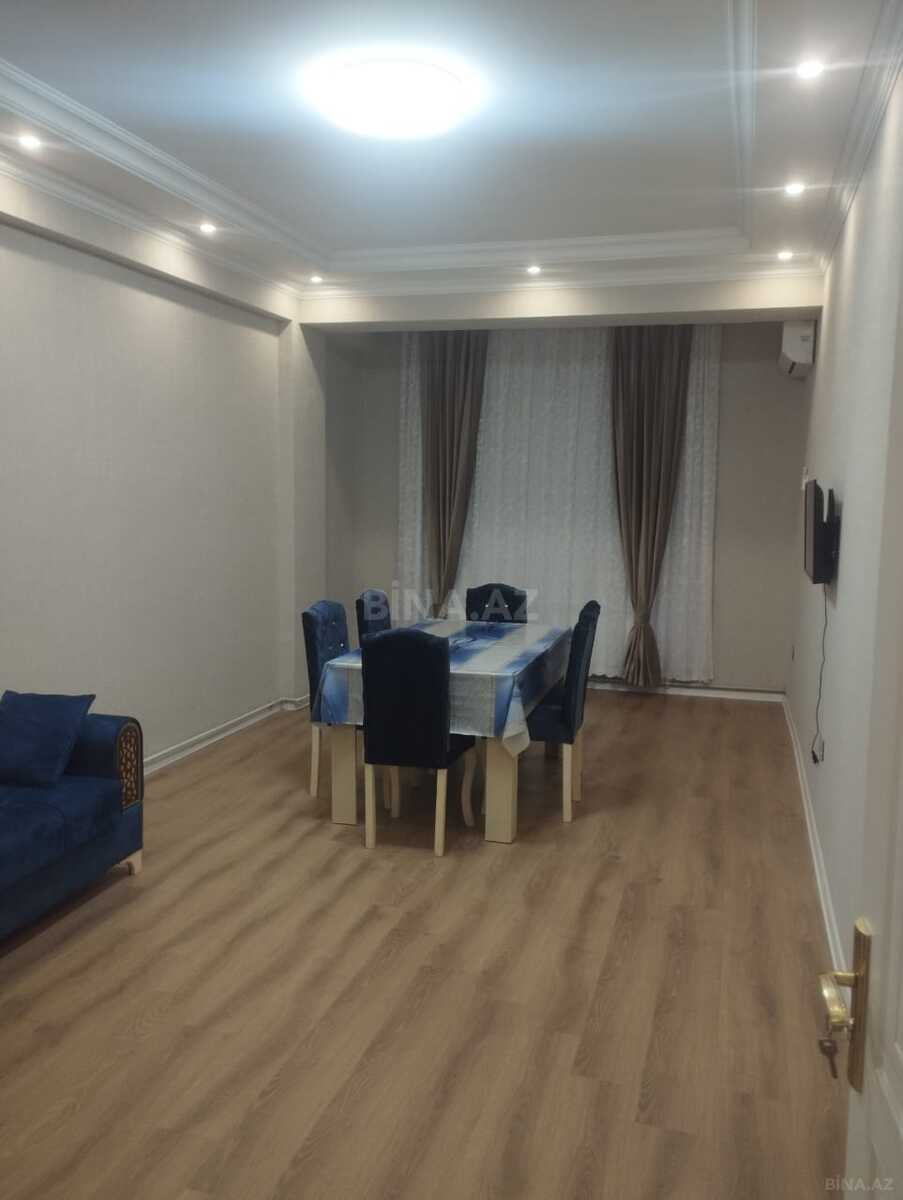 Kirayə verilir 2 otaqlı mənzil 70 m²
