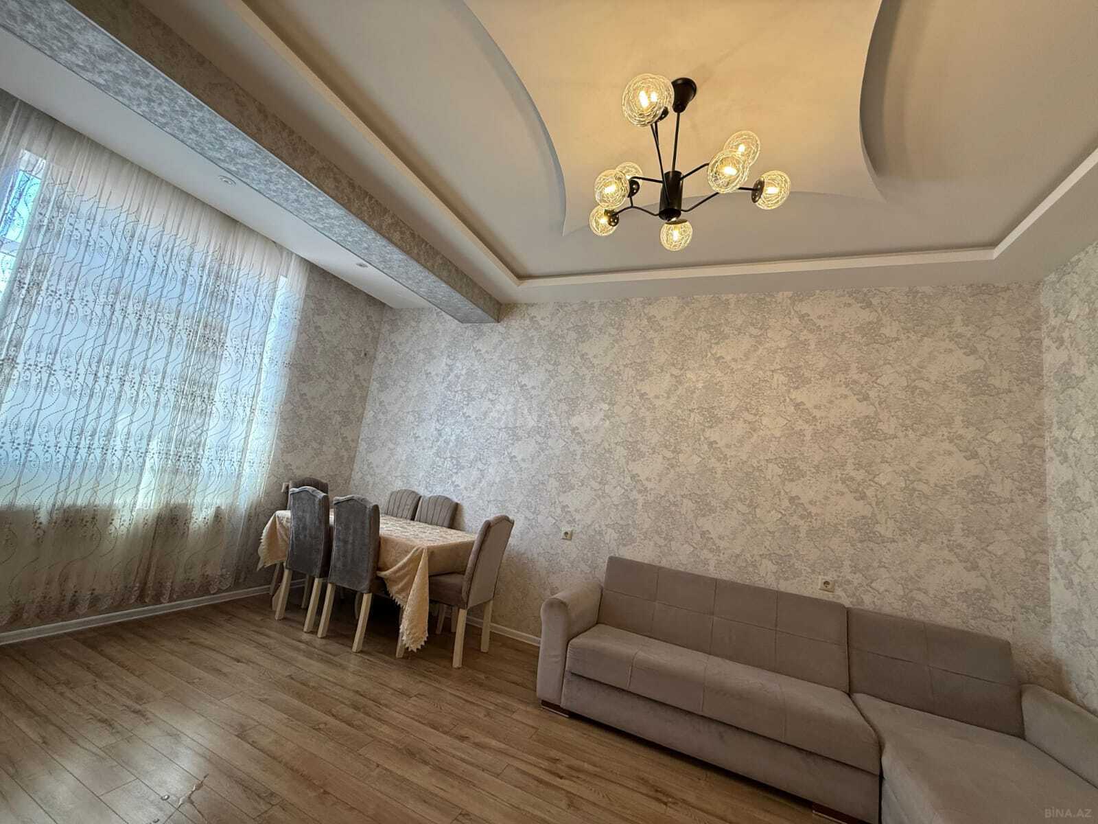 Satılır 3 otaqlı mənzil 76 m²