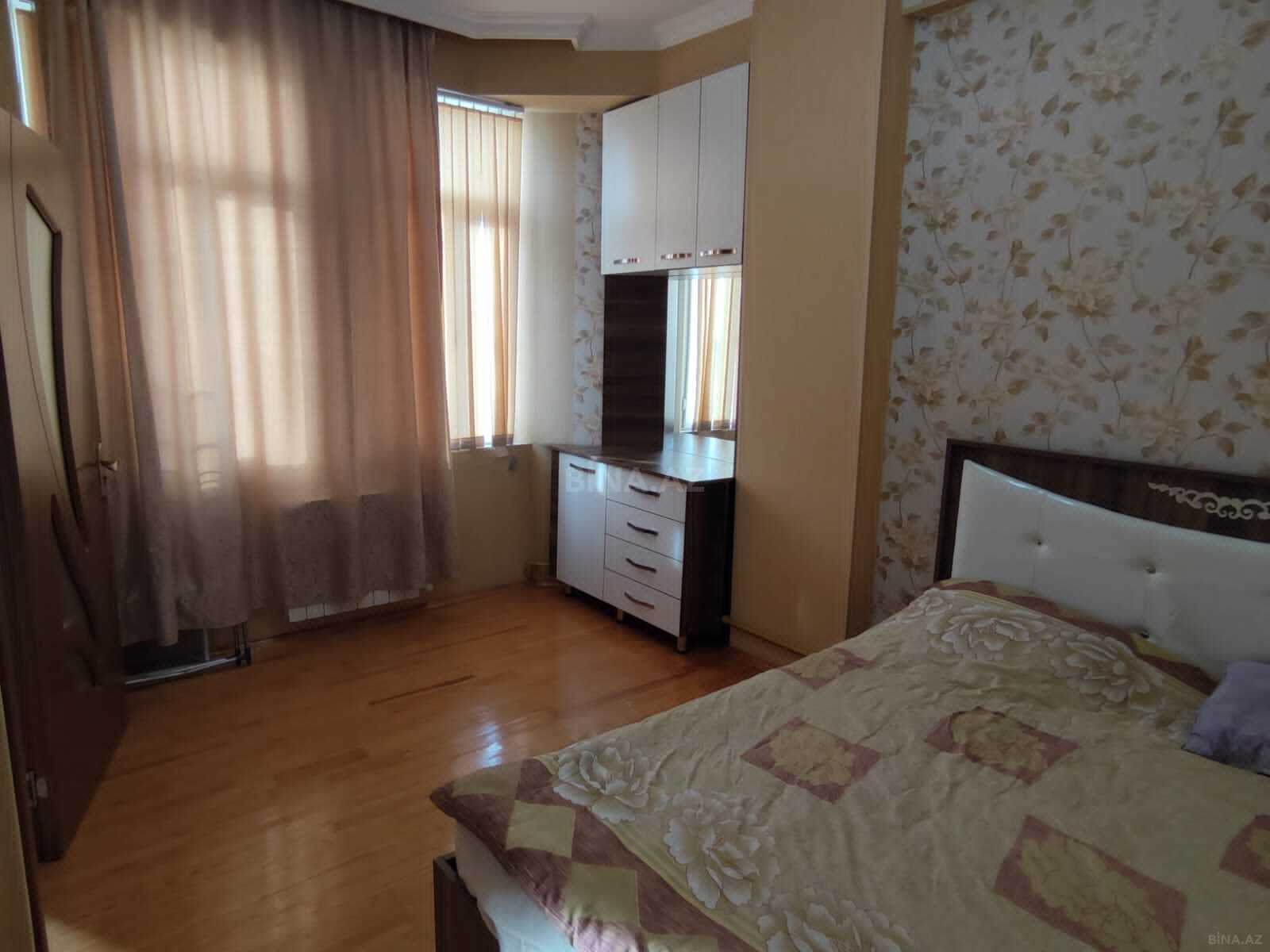 Kirayə verilir 2 otaqlı mənzil 65 m²