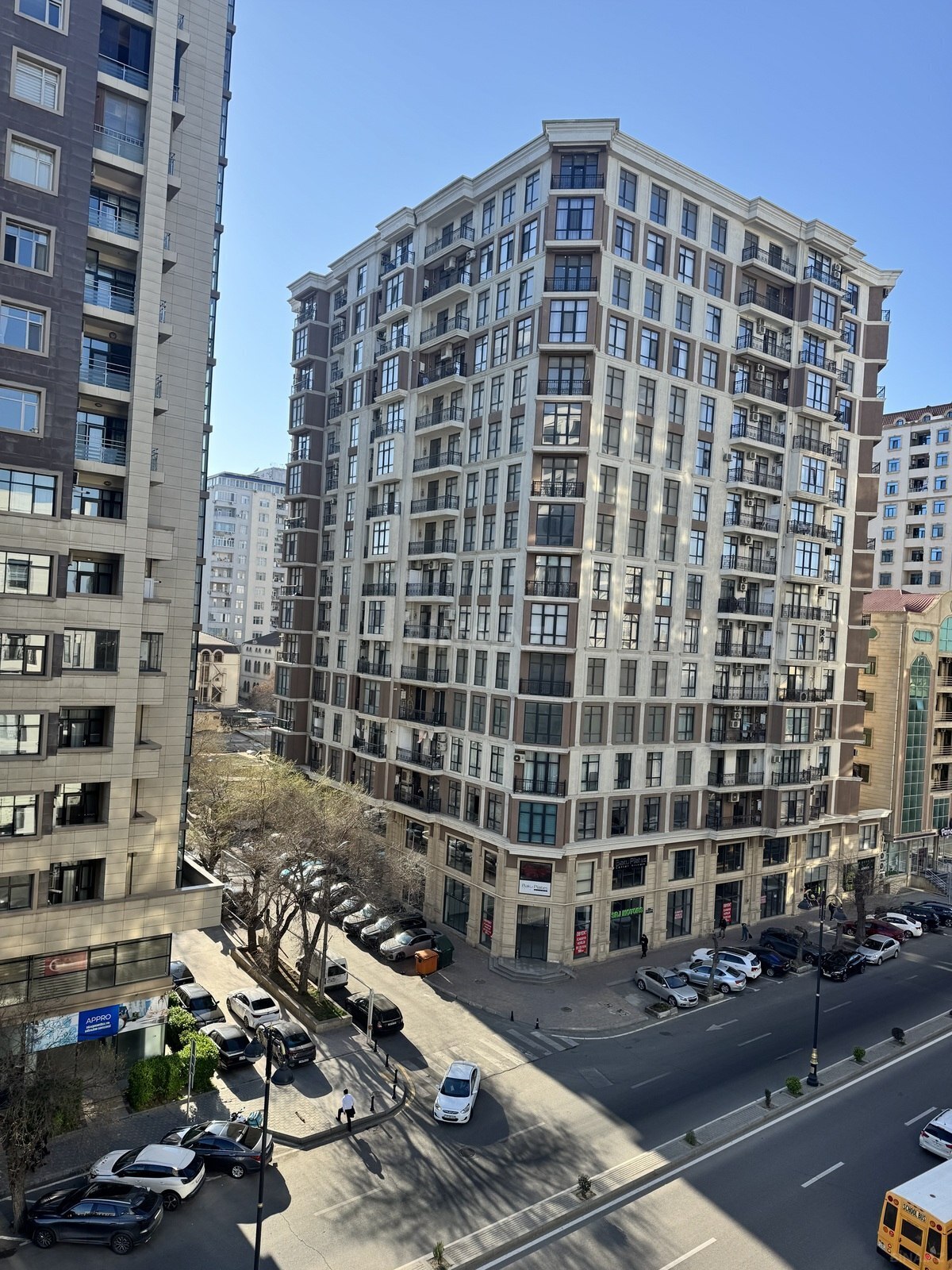 Satılır 2 otaqlı mənzil 56 m²