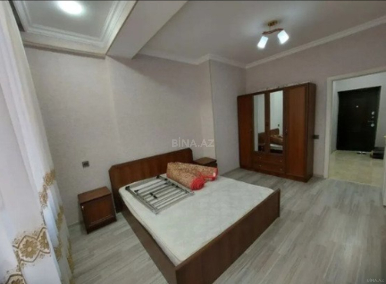 Kirayə verilir 2 otaqlı mənzil 55 m²