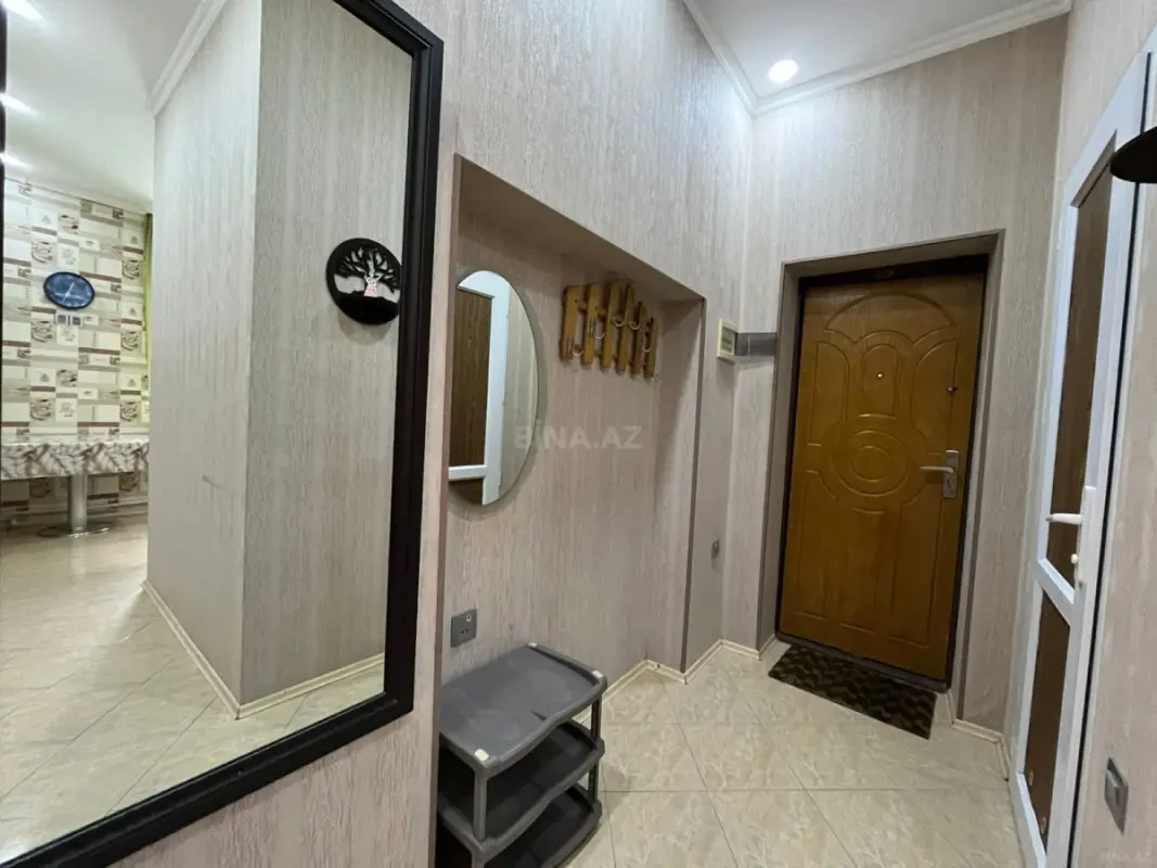 Satılır 1 otaqlı mənzil 35 m²