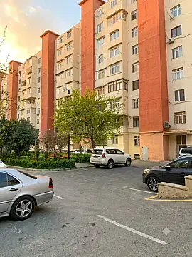 Satılır 4 otaqlı mənzil 100 m² — Bakı, Yeni Günəşli 4 otaq 100.00 m²