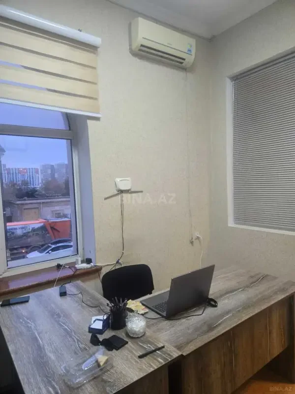 Kirayə verilir 1 otaqlı ofis 12 m²