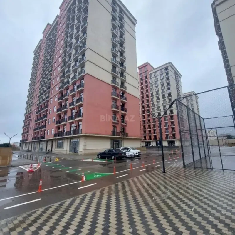 Satılır 3 otaqlı mənzil 111 m²